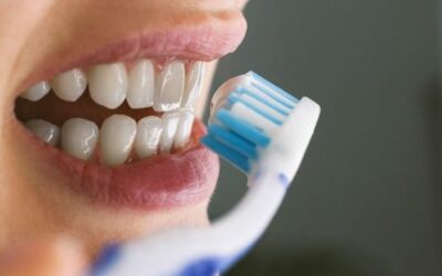 Jarang Gosok Gigi Bisa Menyebabkan Bakteri Pada Gigi? Simak Penjelasannya!